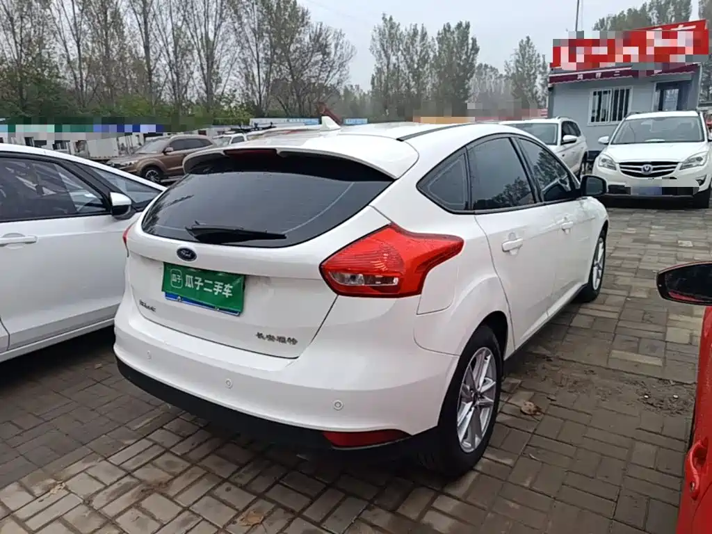 Ford Focus — миниатюра 7