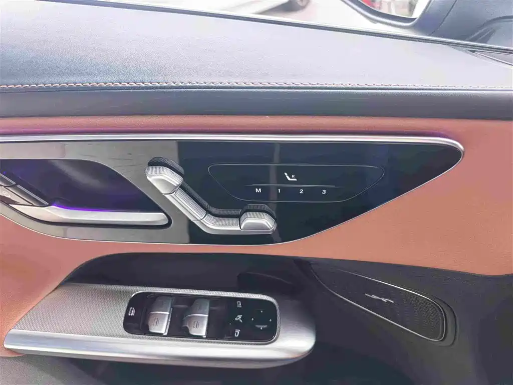 Mercedes-Benz GLC — миниатюра 14