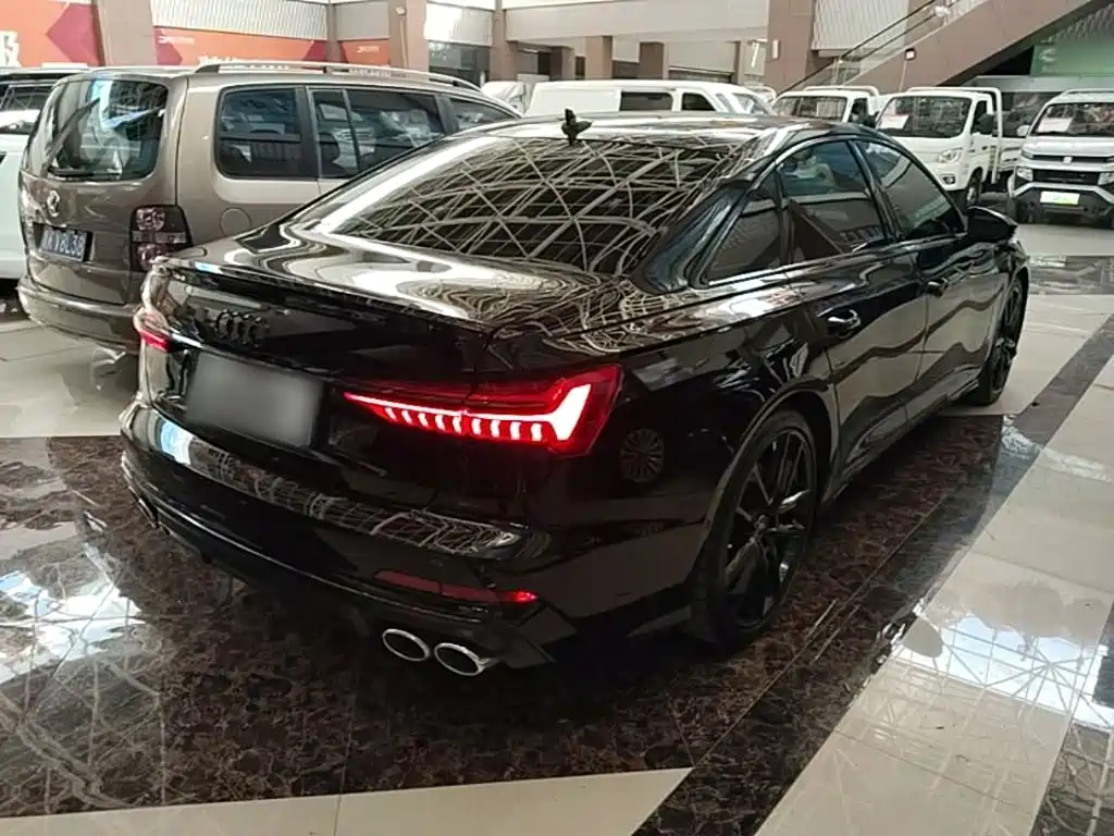 Audi S6 — миниатюра 7