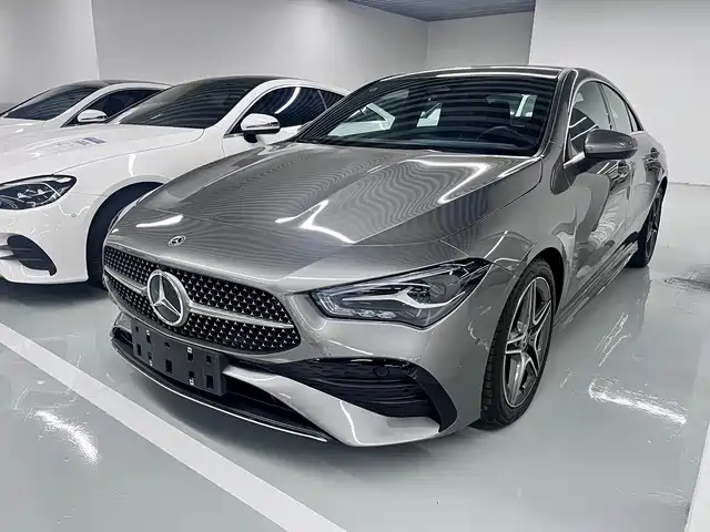 MERCEDES-BENZ CLA