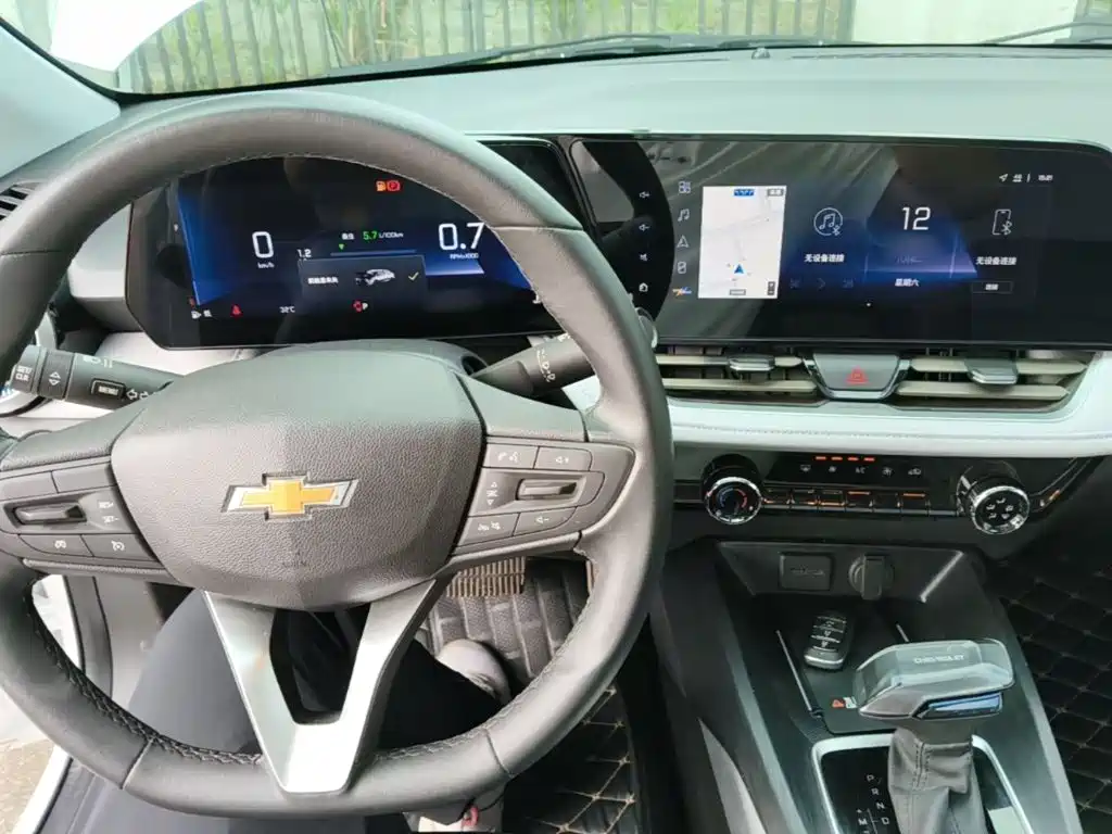 Chevrolet Monza — миниатюра 10