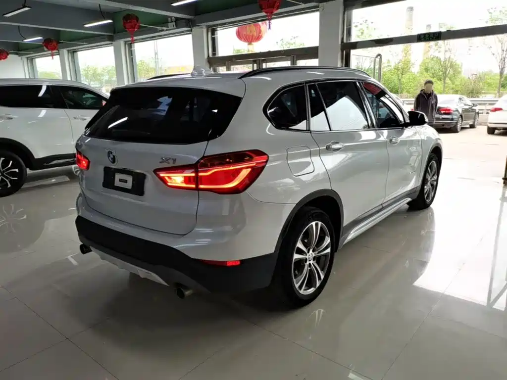 BMW X1 — миниатюра 5