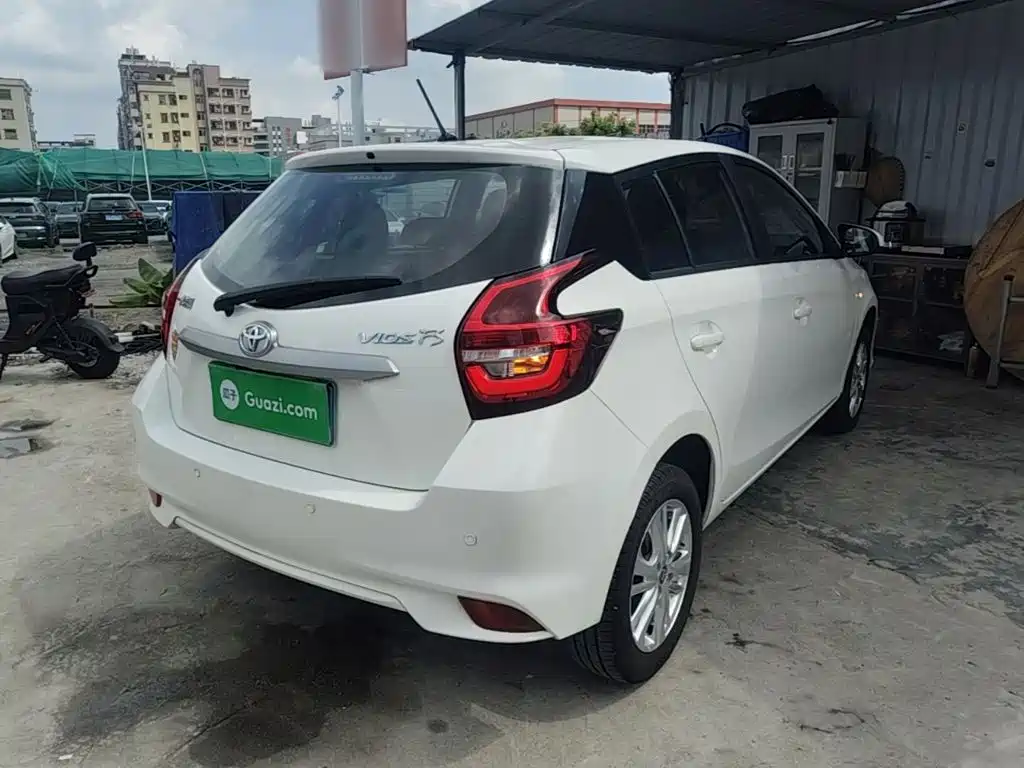 Toyota Vios FS — миниатюра 7
