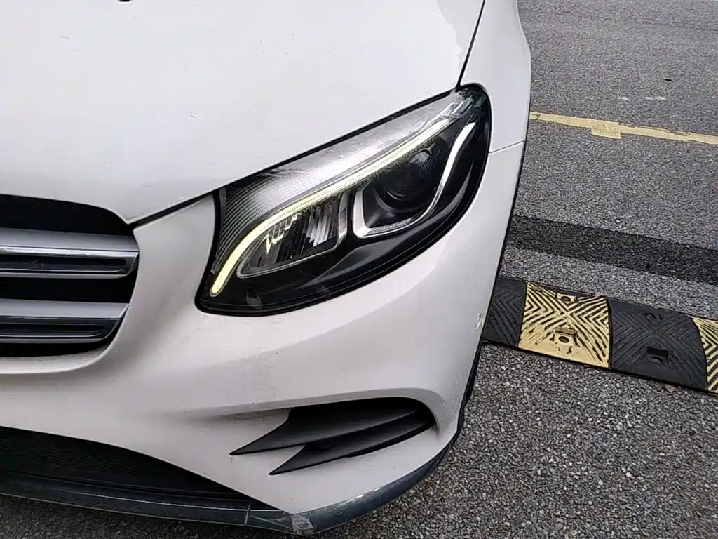 Mercedes-Benz GLC — миниатюра 24