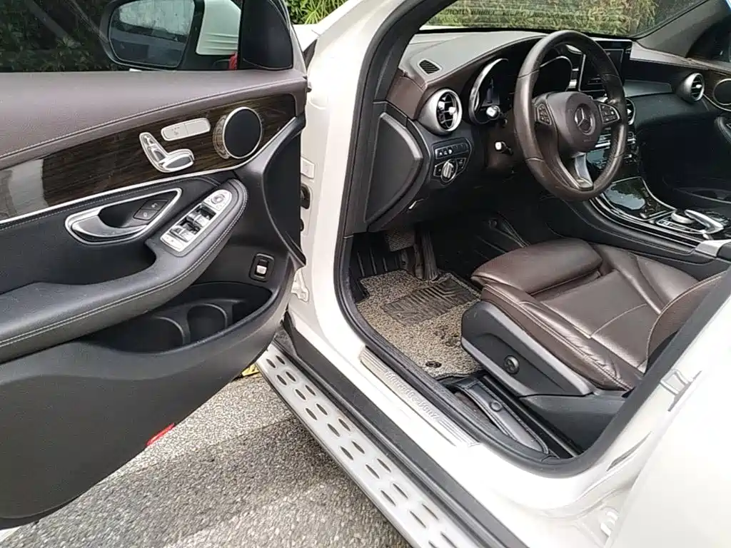 Mercedes-Benz GLC — миниатюра 16