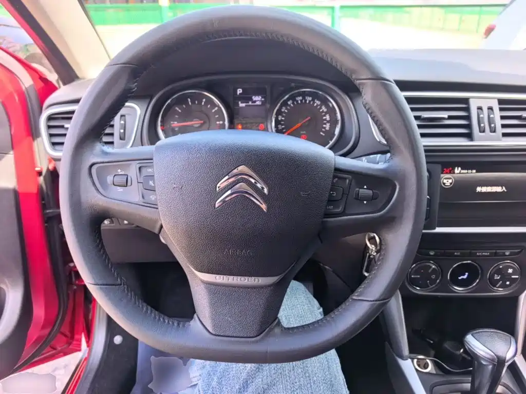 Citroen C3-XR — миниатюра 11