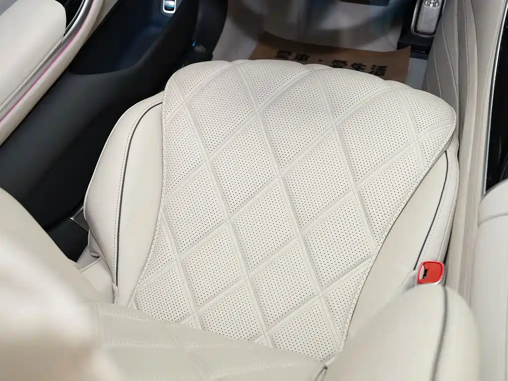 Mercedes-Benz S-Class — миниатюра 7