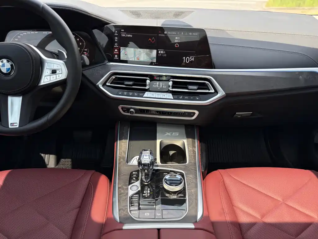 BMW X5 — миниатюра 9