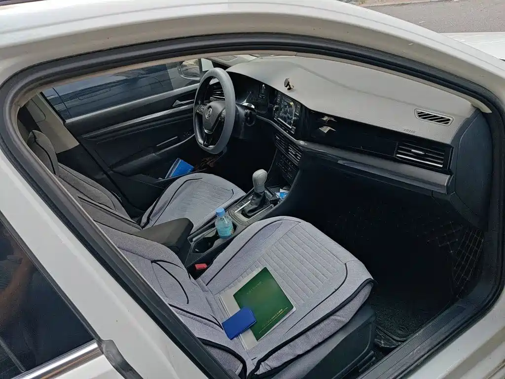 Volkswagen Bora — миниатюра 18