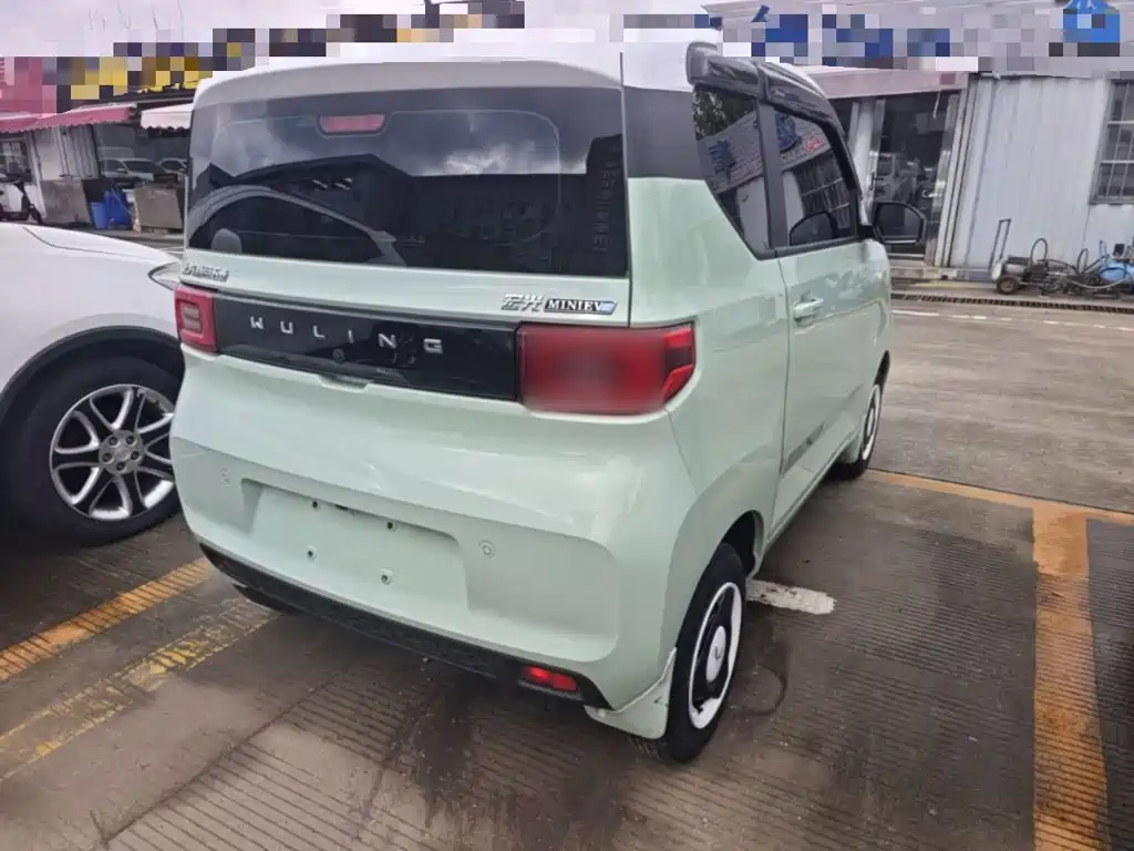 Wuling MINIEV — миниатюра 7