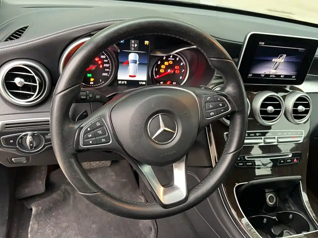 Mercedes-Benz GLC 2018 GLC 260 4MATIC
