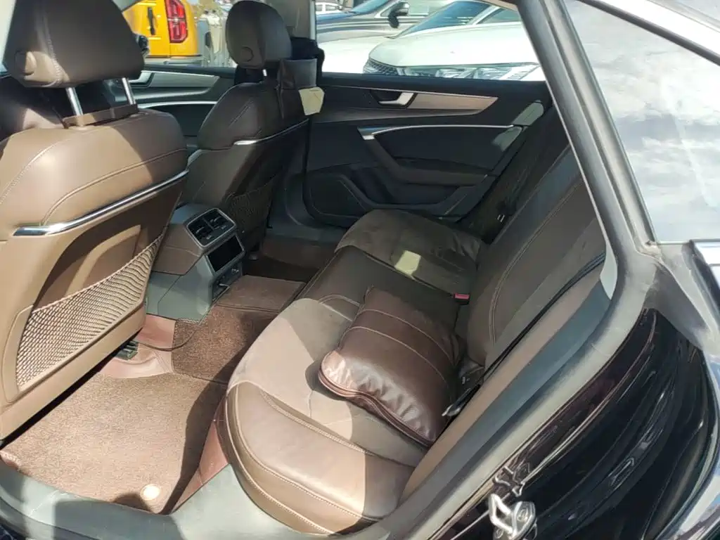 Audi A7L — миниатюра 17