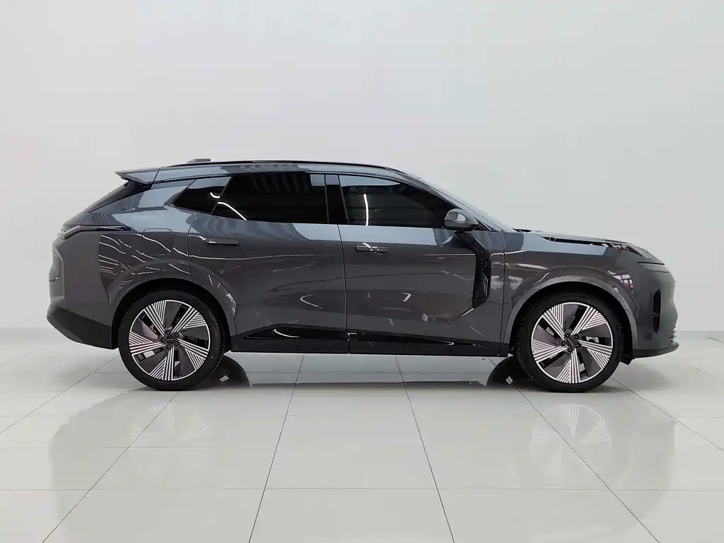 Lynk & Co 08 EM-P — миниатюра 4