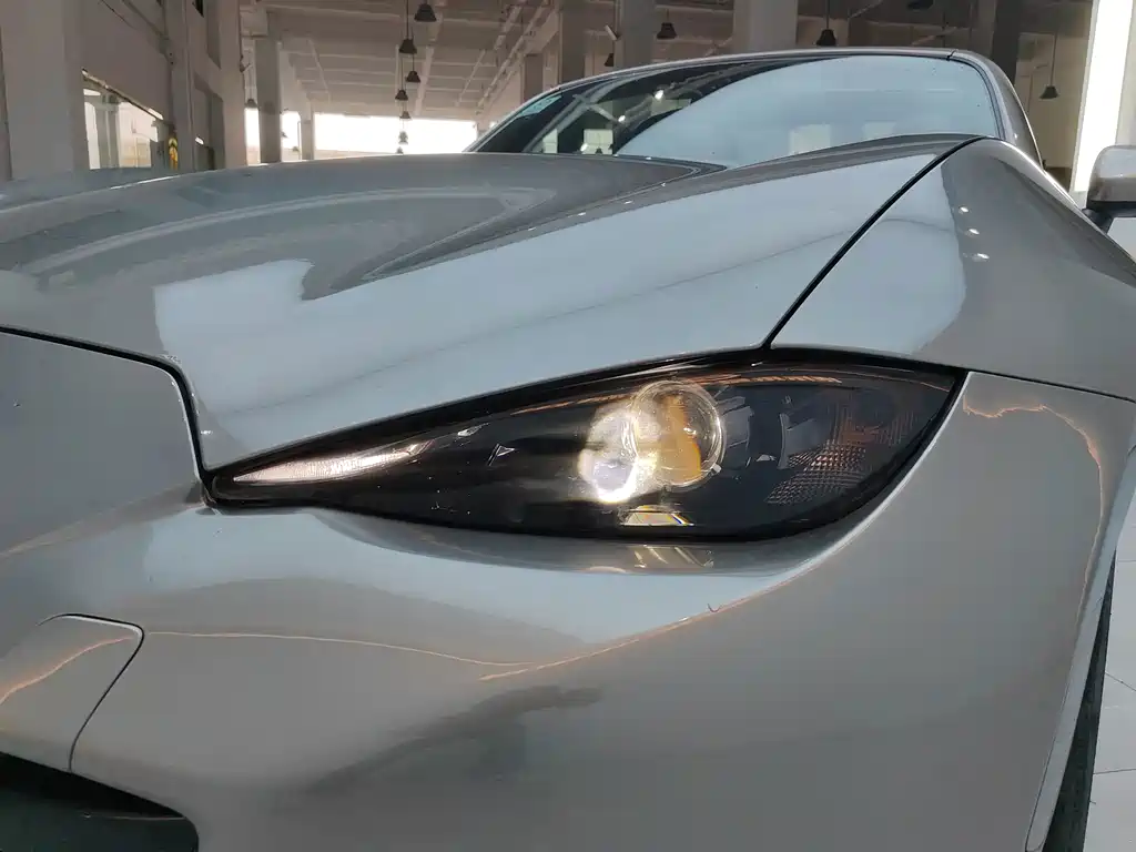 Mazda MX-5 — миниатюра 10