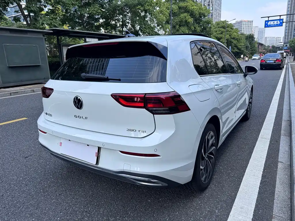 Volkswagen Golf — миниатюра 6