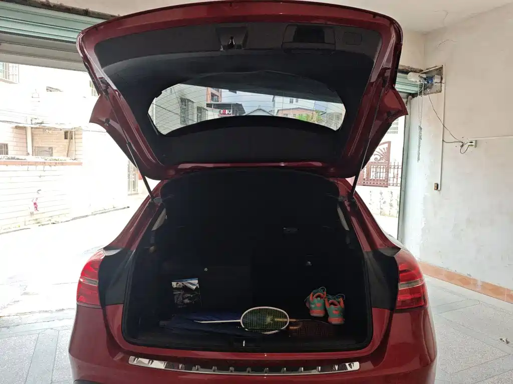 Mercedes-Benz GLA — миниатюра 19