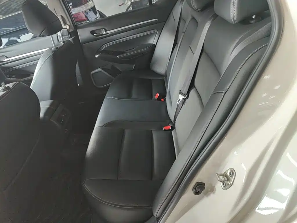Nissan Teana — миниатюра 17