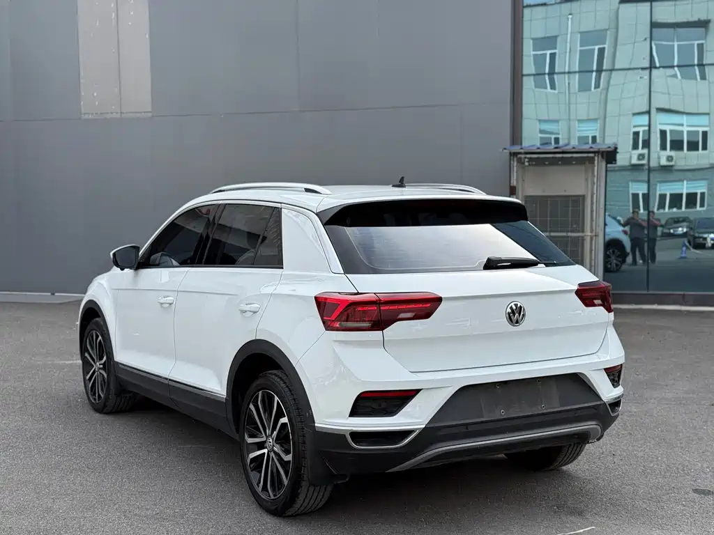 Volkswagen T-Roc — миниатюра 6