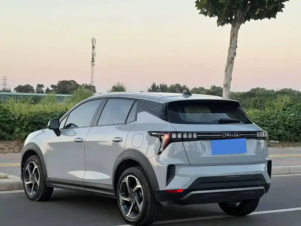 Lynk & Co 06 — миниатюра 7