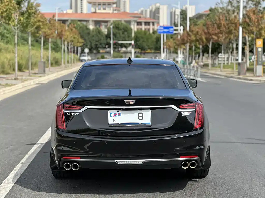 Cadillac CT6 — миниатюра 8