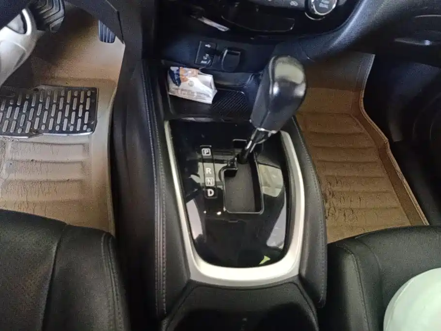 Nissan X-Trail — миниатюра 16