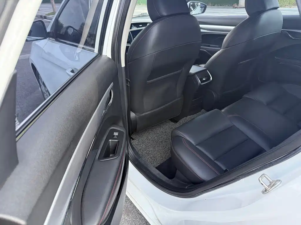 Geely Binrui — миниатюра 6