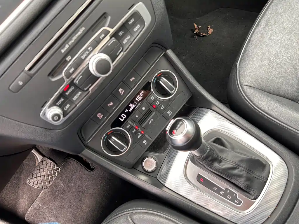 Audi Q3 — миниатюра 12