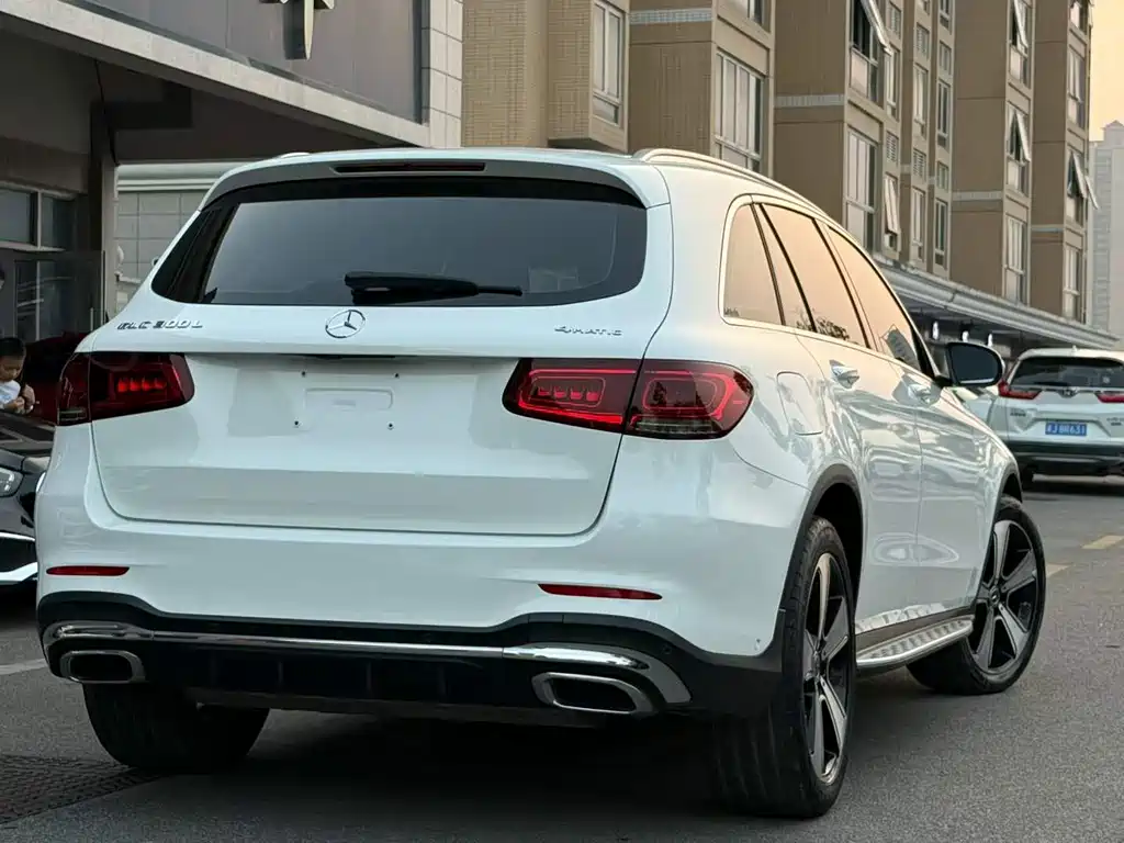 Mercedes-Benz GLC — миниатюра 8