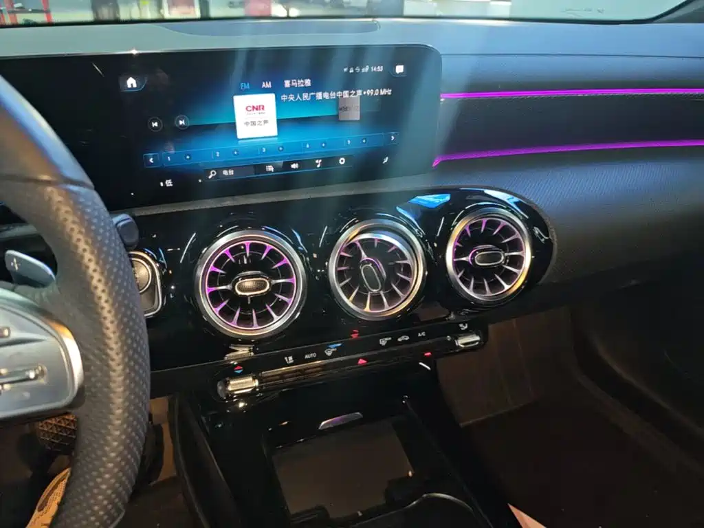 Mercedes-Benz A-Class — миниатюра 13