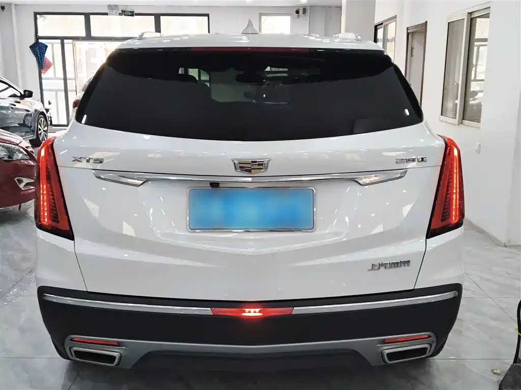 Cadillac XT5 2024 2.0T