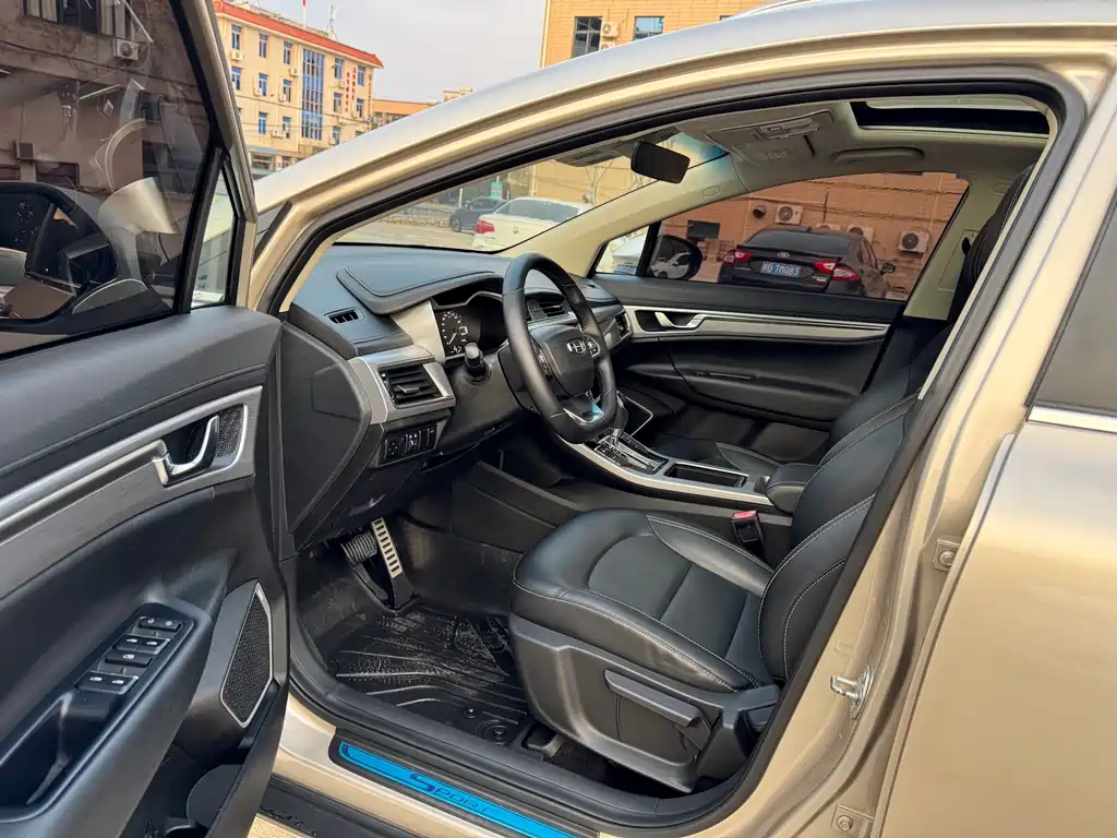 GEELY AUTOMOBILE EMGRAND GS