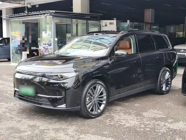 2025 Leapmotor C16