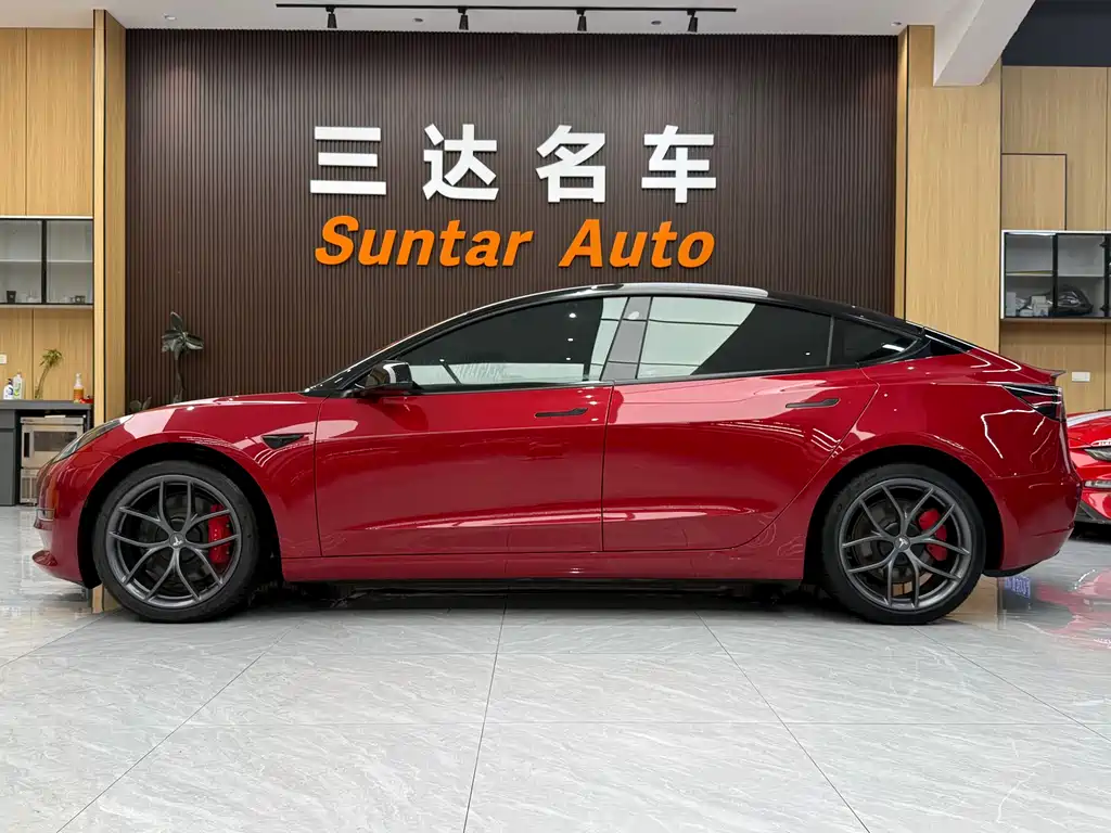 Tesla Model 3 2022 Performance