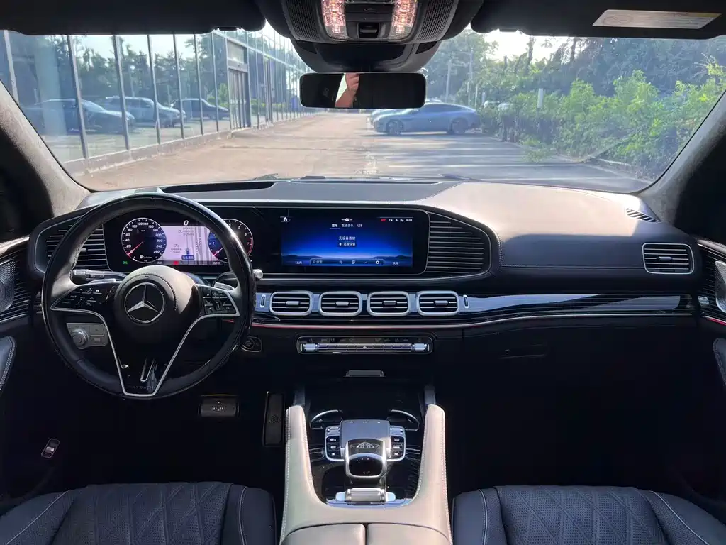 Mercedes-Benz GLS — миниатюра 6
