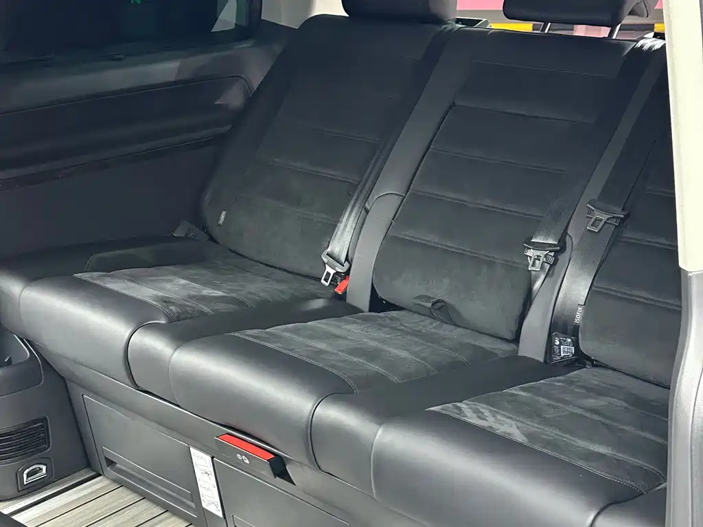 Volkswagen Multivan — миниатюра 14