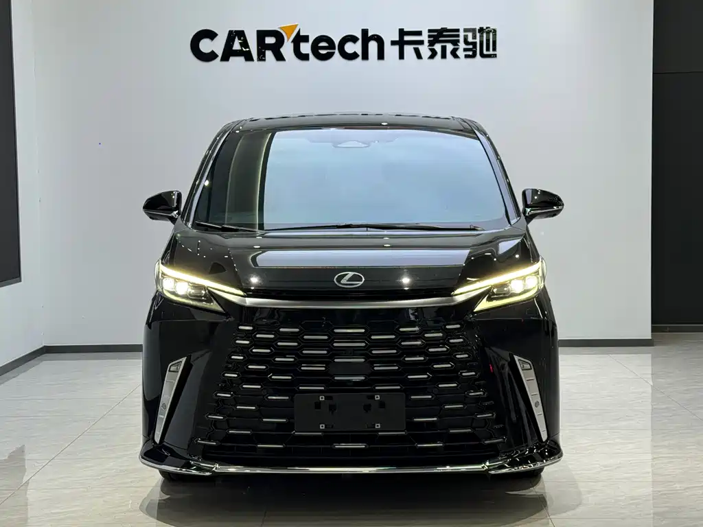 Lexus LM — миниатюра 2