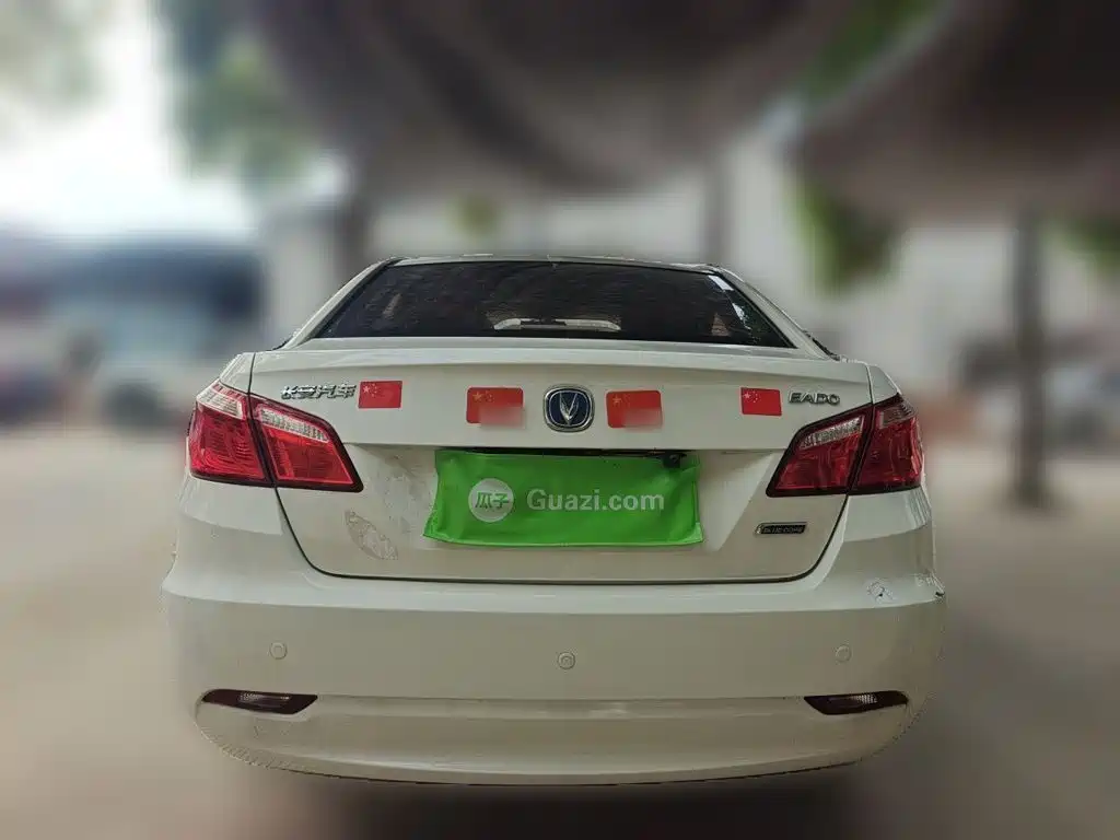 Changan Eado — миниатюра 5