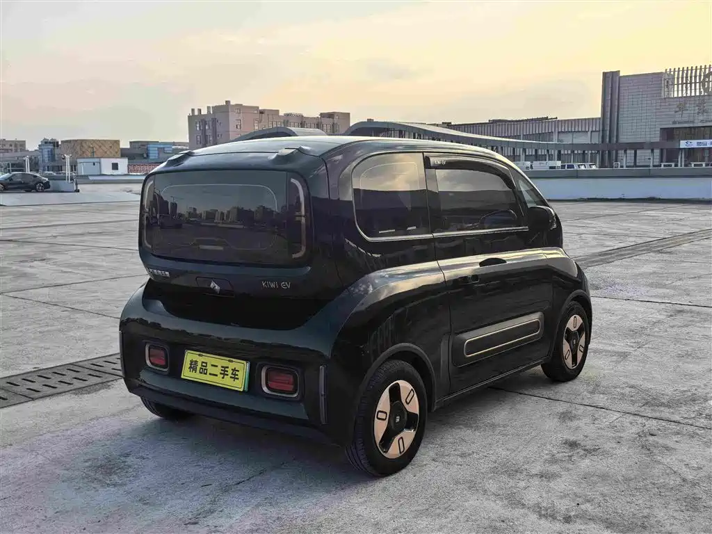 Baojun KiWi EV — миниатюра 5