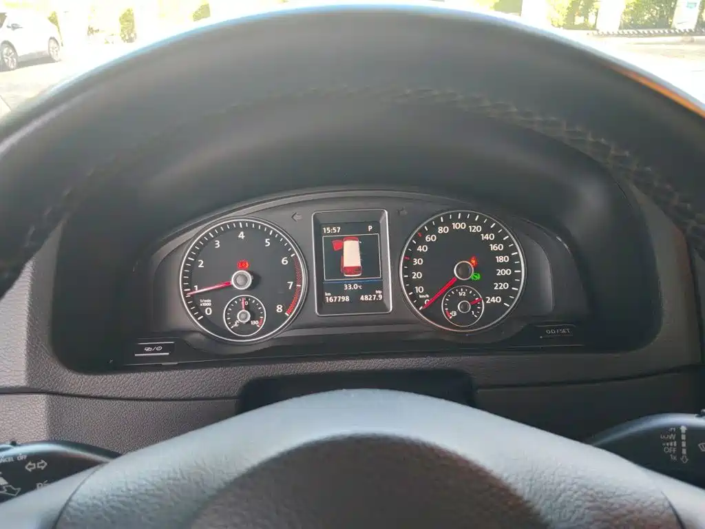 Volkswagen Multivan — миниатюра 12
