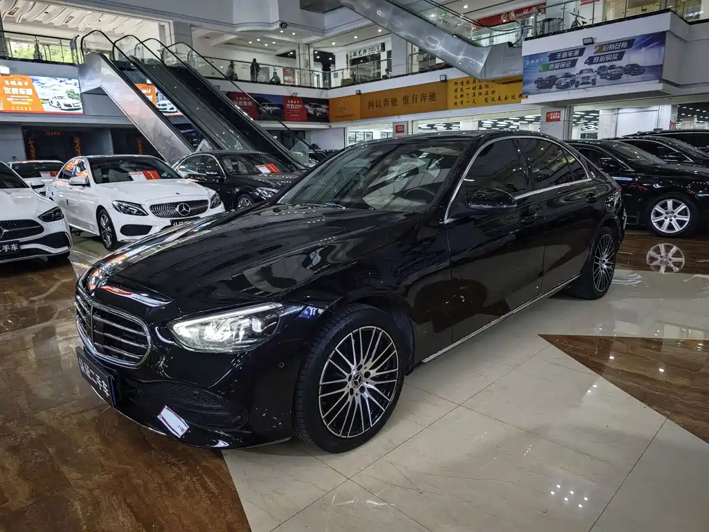 Mercedes-Benz C-Class — миниатюра 2