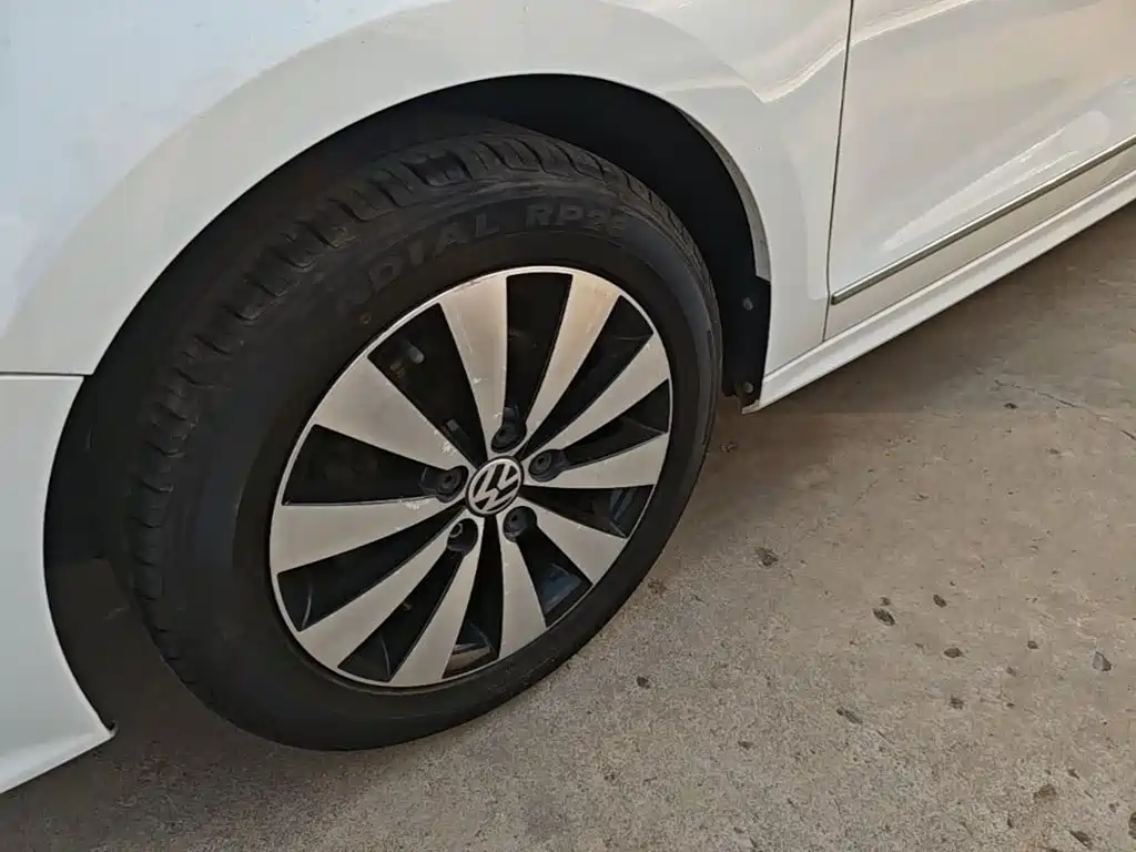 Volkswagen Sagitar — миниатюра 23
