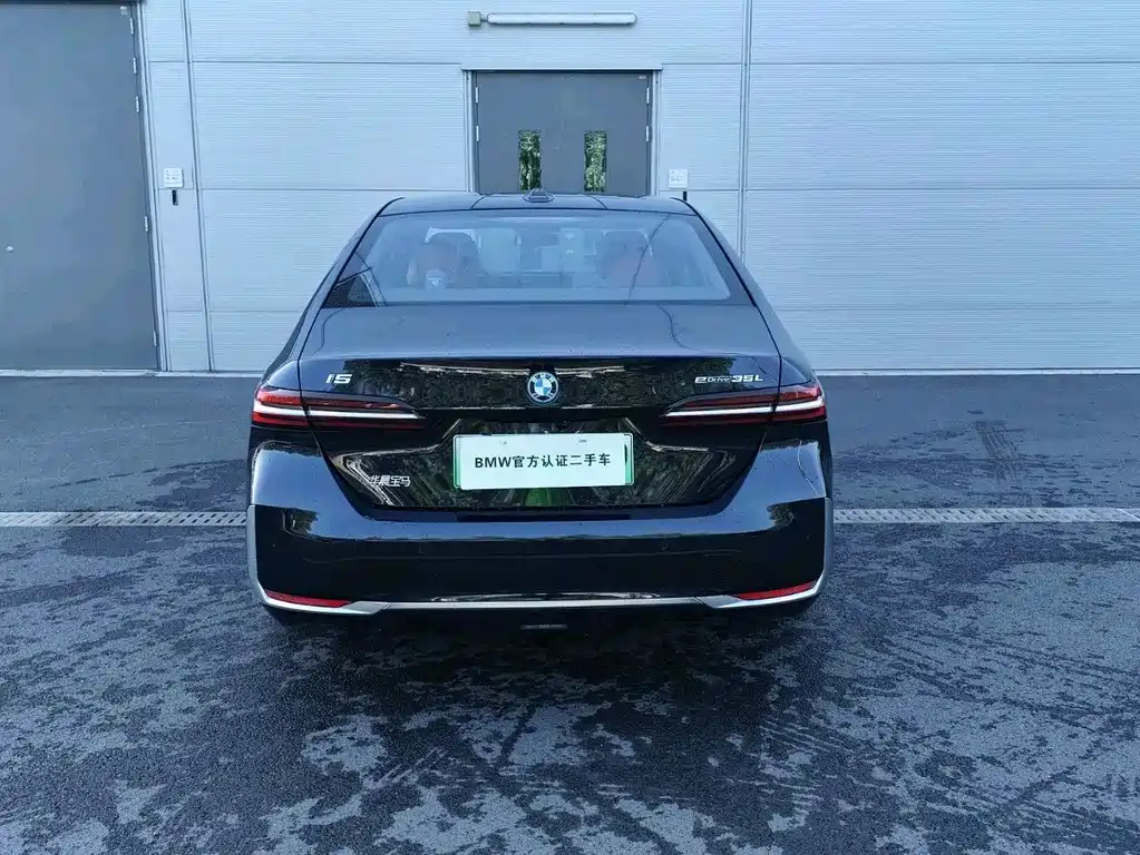 BMW i5 — миниатюра 4
