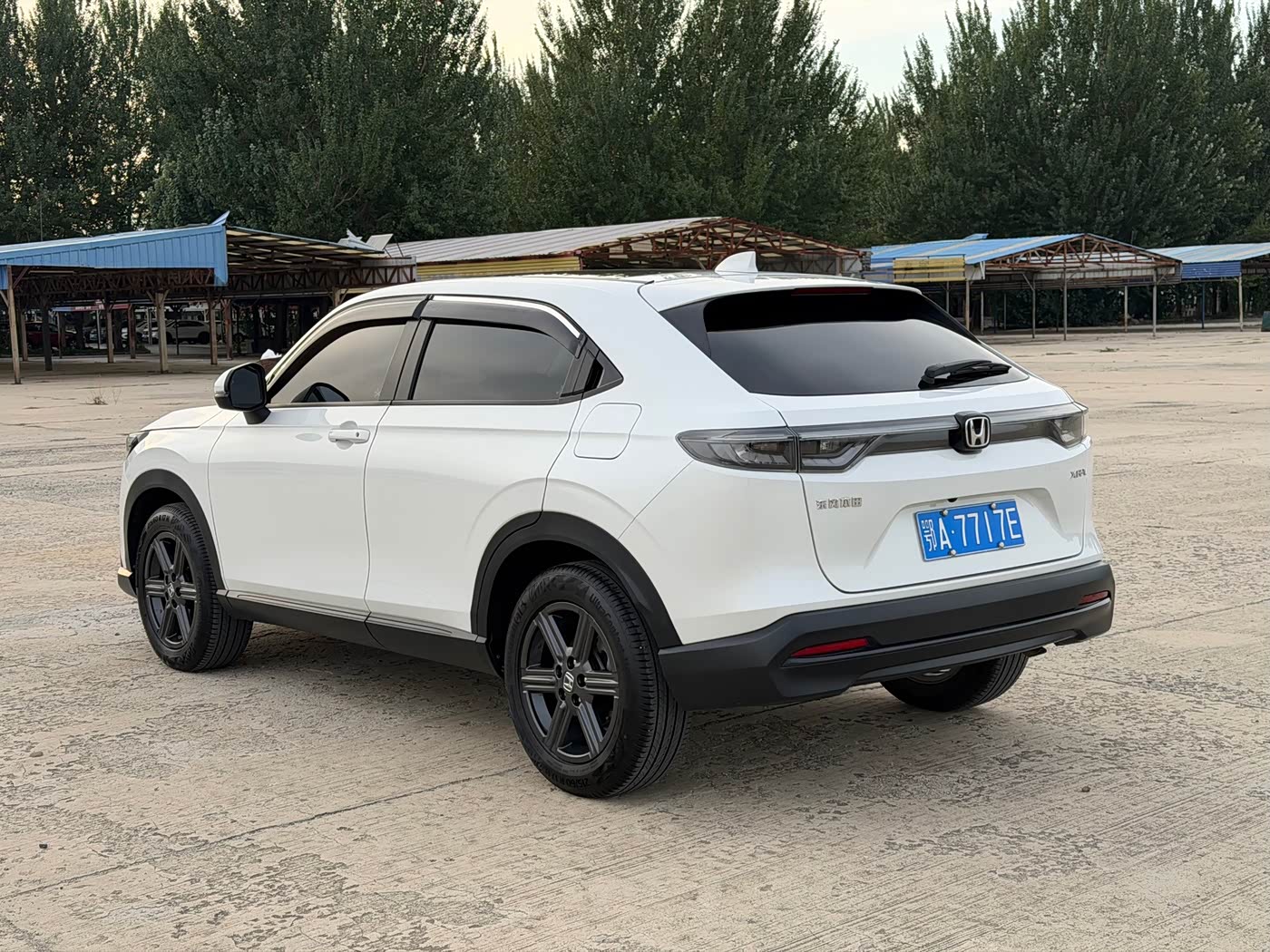 Honda XR-V 1.5 л 2023 г. Белый, пробег 14000 км