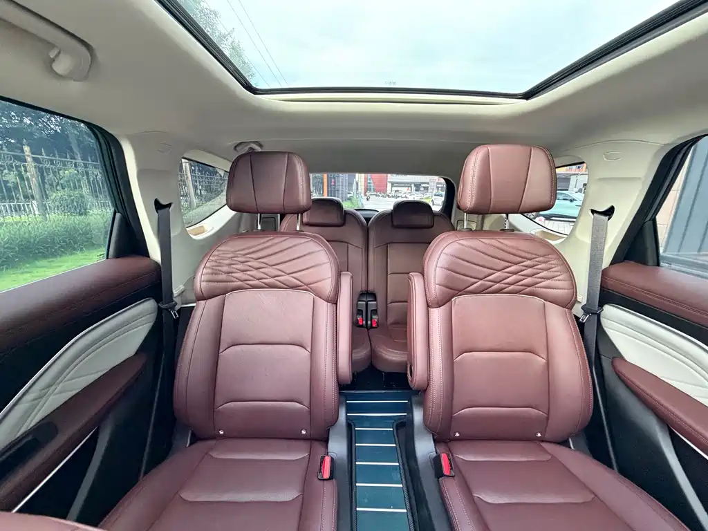 Geely Jia Ji — миниатюра 9