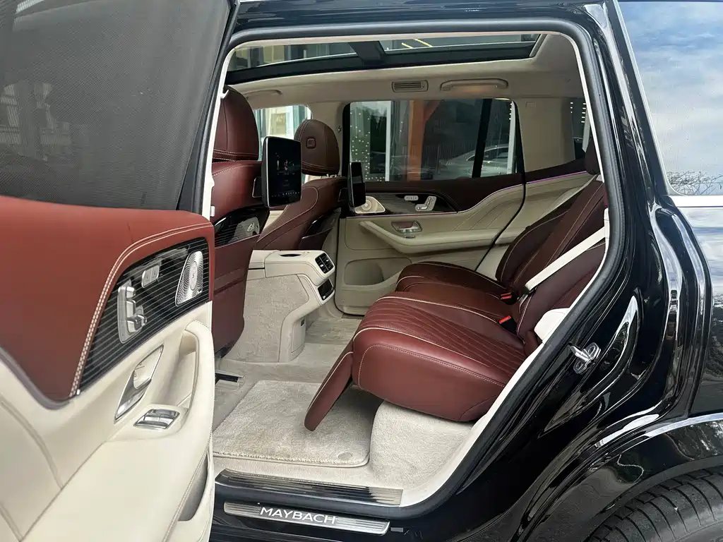 Mercedes-Benz GLS — миниатюра 9
