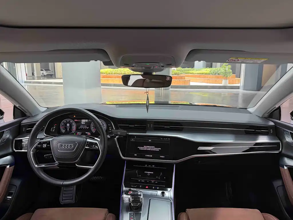 Audi A7L — миниатюра 20
