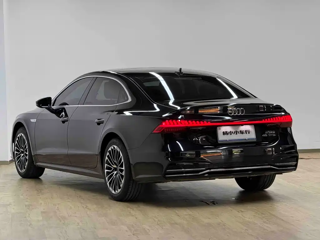 Audi A7L — миниатюра 30