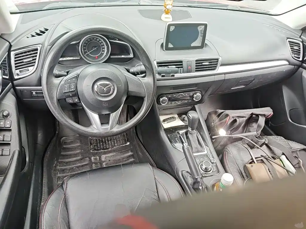 Mazda 3 Axela — миниатюра 14