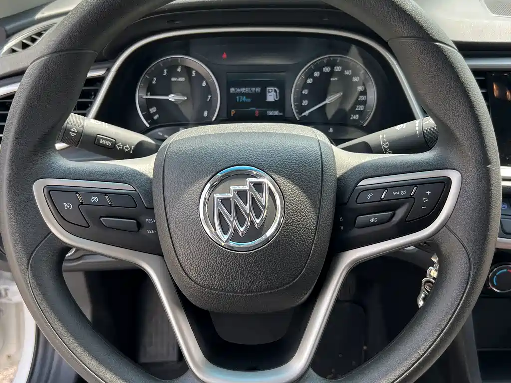 Buick Excelle — миниатюра 13