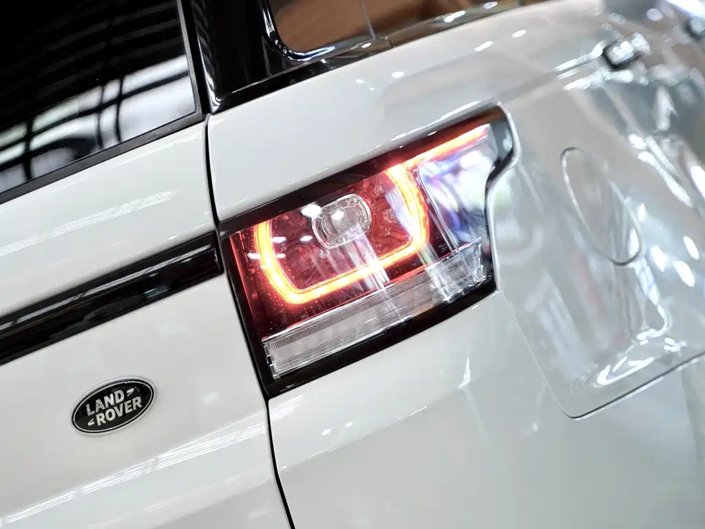 Land Rover Sport — миниатюра 6
